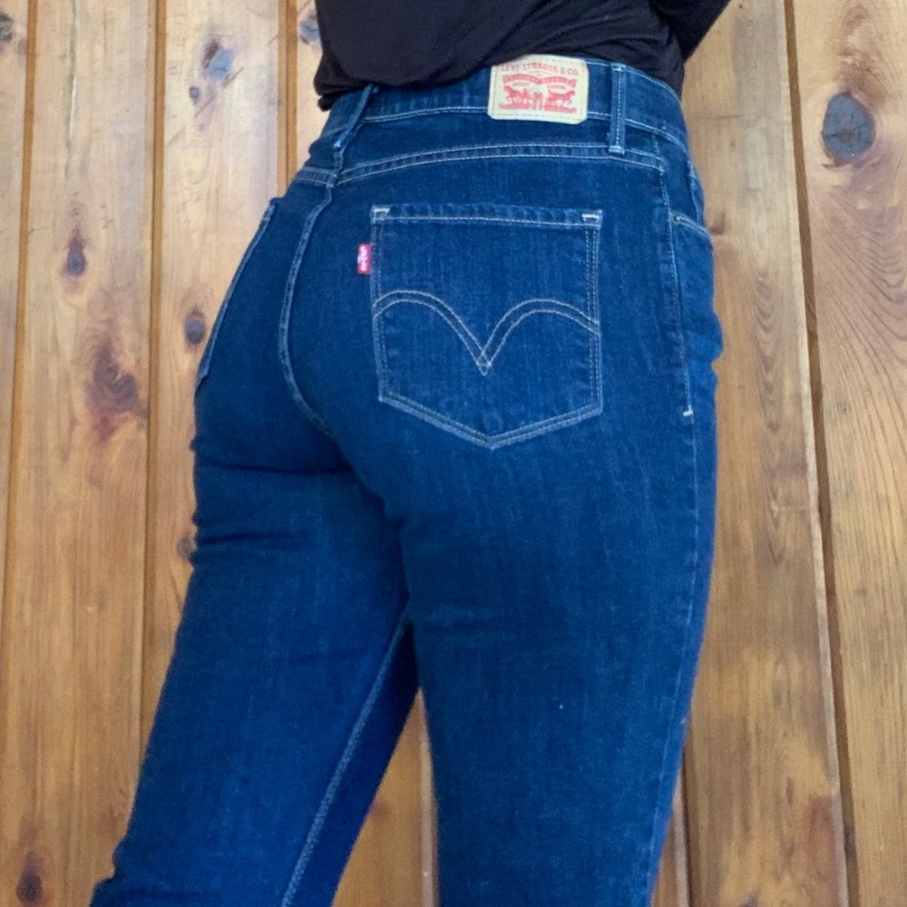 Women’s Levi’s Straight Leg Jeans
